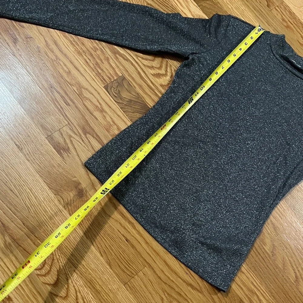 Reformation Junie Shimmer Mock Neck Top Size Large NEW - Picture 11 of 13